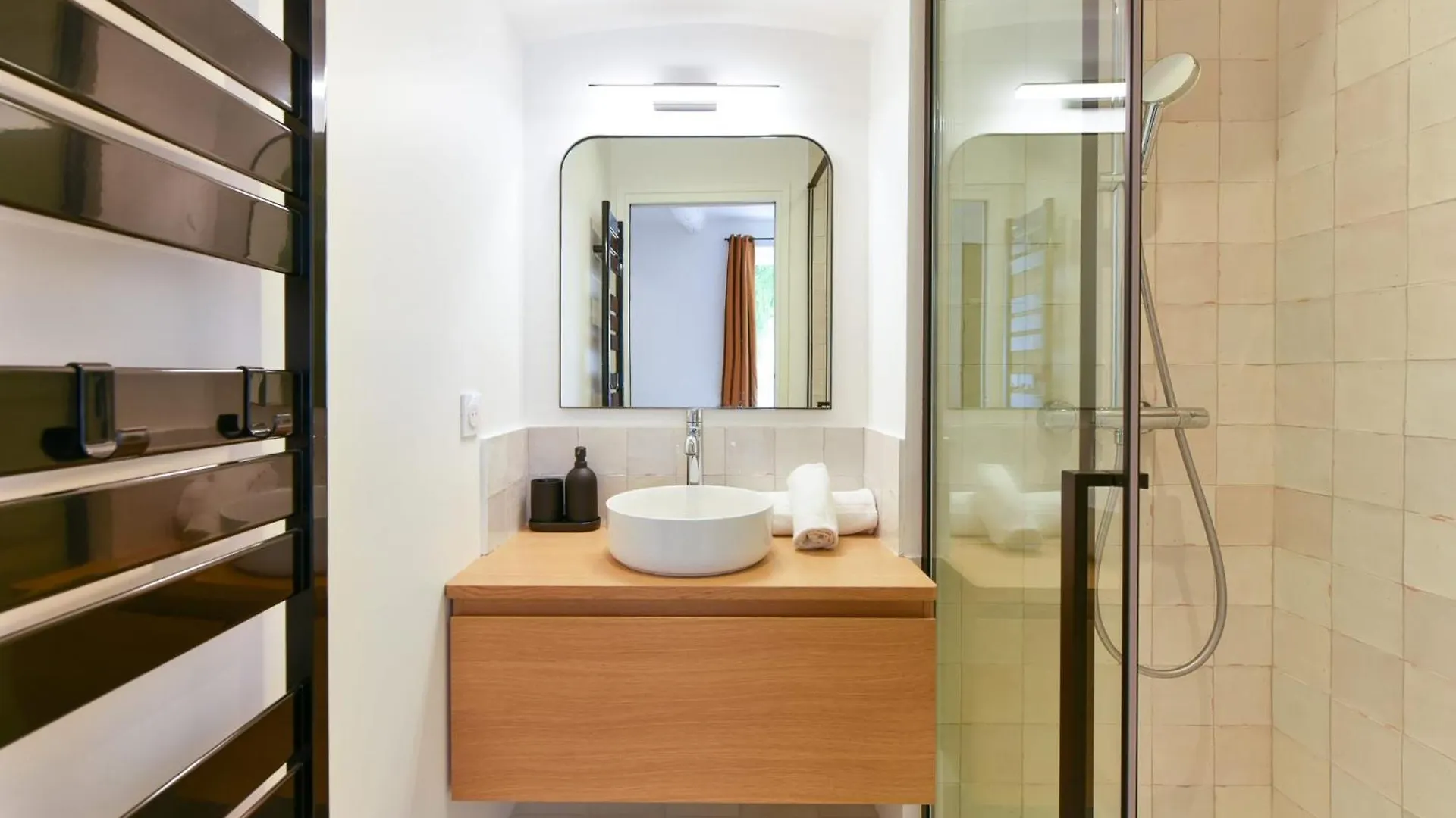 アパート L'Emeraude Duplex Confortable Au Coeur De Cannes, Proche Plage Du Midi Et Palais フランス