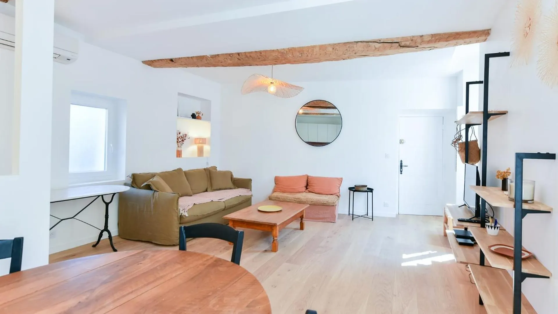 アパート L'Emeraude Duplex Confortable Au Coeur De Cannes, Proche Plage Du Midi Et Palais