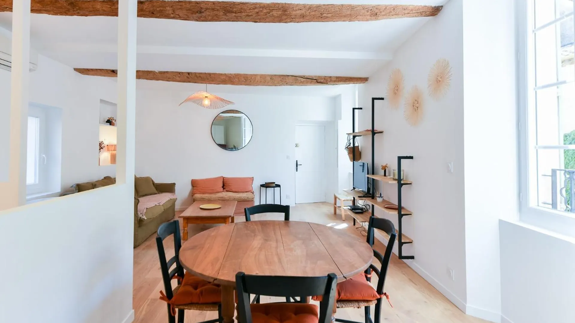アパート L'Emeraude Duplex Confortable Au Coeur De Cannes, Proche Plage Du Midi Et Palais フランス