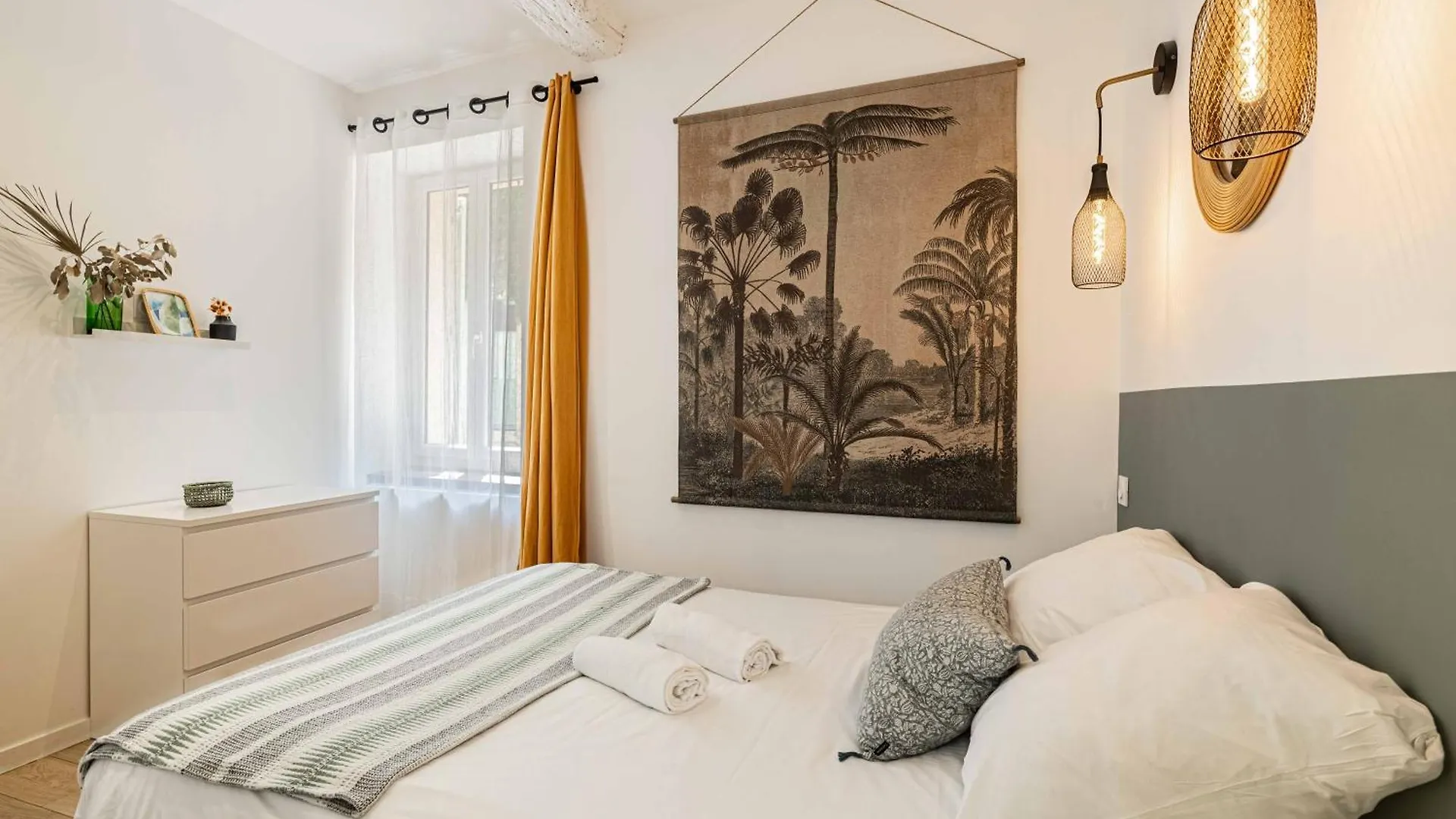 L'Emeraude Duplex Confortable Au Coeur De Cannes, Proche Plage Du Midi Et Palais フランス